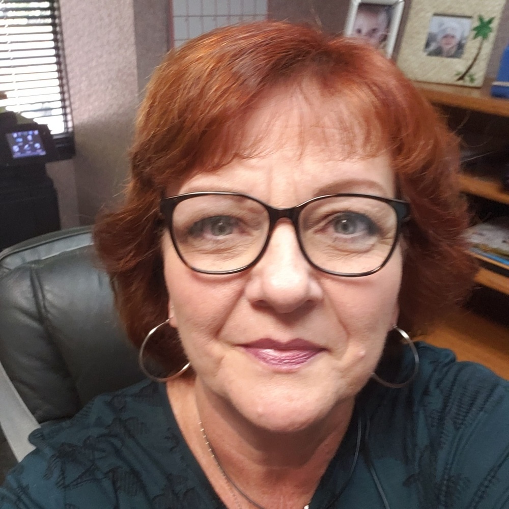 Meet your Posher, Beverly